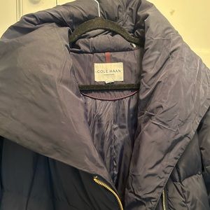 Women’s Puffer coat.